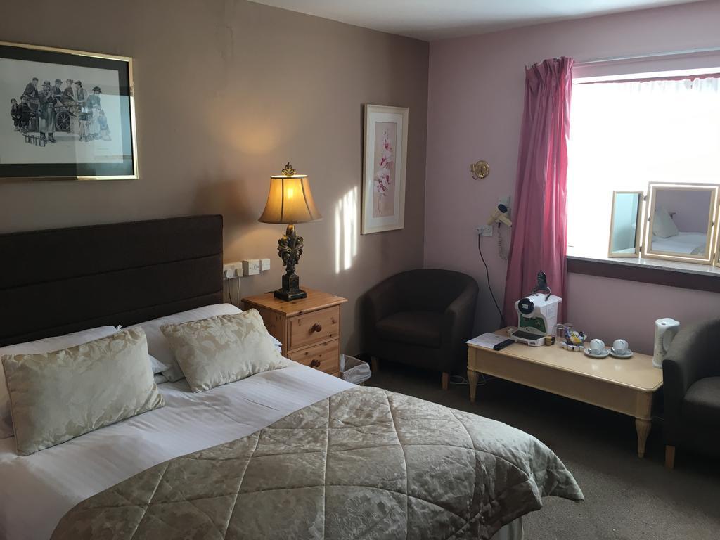 Elm Guest House Hawick Eksteriør billede